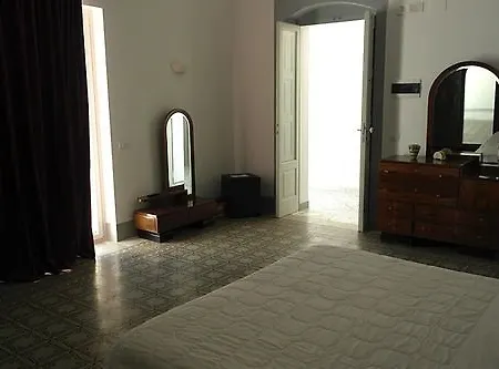 Palazzo Didonna Guest house 3*